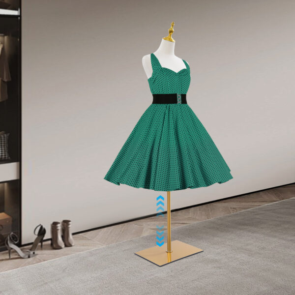 Mannequin de couture femme réglable en hauteur avec base dorée