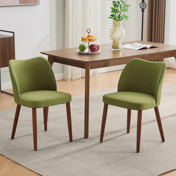 Lot de 2 chaises en tissu vert olive à dossier ailé et pieds bois